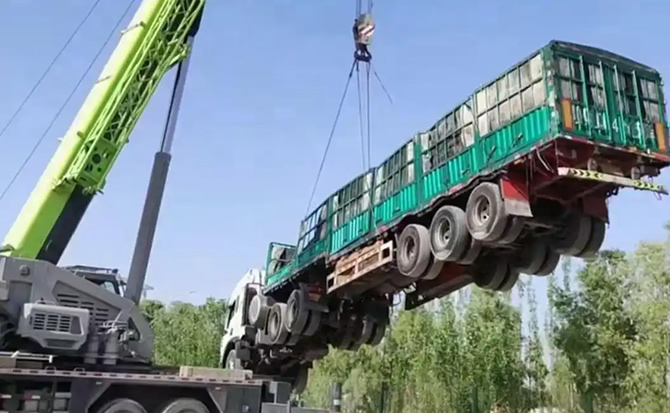 昆都仑区道路脱困救援案例